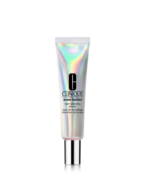 Even Better Light Reflecting Primer, Una prebase perfeccionadora del maquillaje que ilumina e hidrata para conseguir una piel resplandeciente al instante y una piel más radiante con el paso del tiempo.